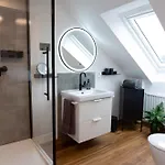 Apartment Neu! 9,5 Aussergewoehnlich Bergblick Mit Balkon Boxspringbett Kaffeevollautomat Inkl Bettwaesche Handtuecher #meenefewo De