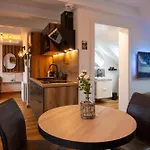 Neu! 9,5 Aussergewoehnlich Bergblick Mit Balkon Boxspringbett Kaffeevollautomat Inkl Bettwaesche Handtuecher #meenefewo De *